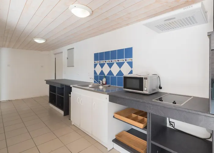 Σπίτι διακοπών Le Zen - Sauna - Piscine Interieure Saint-Hilaire-de-Chaleons