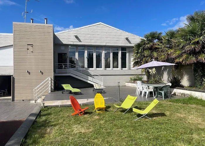 Le Zen - Sauna - Piscine Interieure * Saint-Hilaire-de-Chaleons